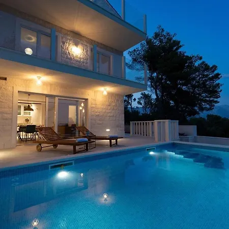 Villa Attractive
