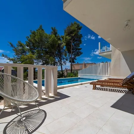 Attractive Villa